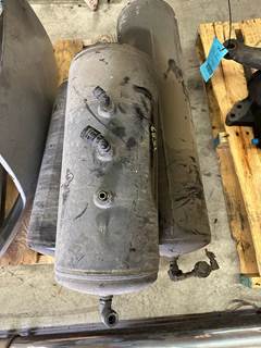 Peterbilt 579 Air Tank