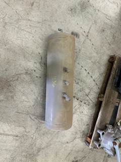 Peterbilt 587 Air Tank
