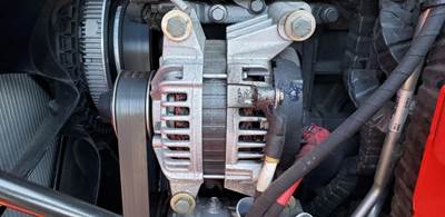 Kenworth T880 Alternator