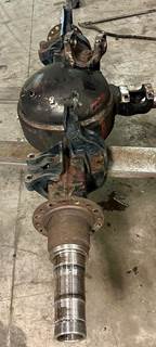 Eaton DDP40 Front Axle Housing for a Kenworth T880