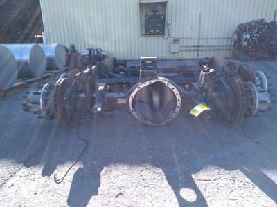 Eaton R40-155D Rear Axle Housing for a Kenworth T680