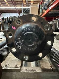 Merritor Axle Shaft take off International 
Length: 37 5/16"
Flange: 8 1/4"
Axle