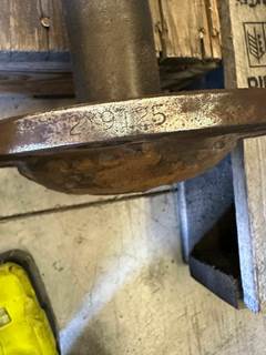 Used Meritor Axle Shaft  
Length: 36.57"
Flange Diameter: 8.38"
8 Straight with 