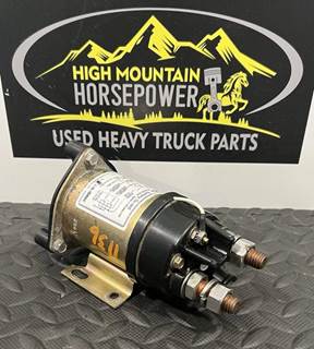 Peterbilt 587 Battery