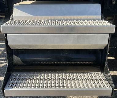 Kenworth T370 Battery Box