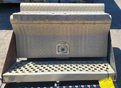 Kenworth T800 Battery Box