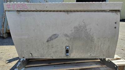 Peterbilt 387 Battery Box