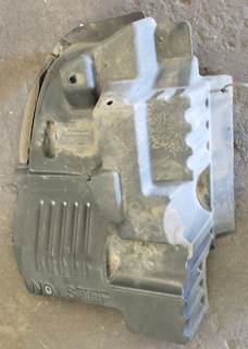 Right side fender / splash guard. In good condition with normal signs of wear.