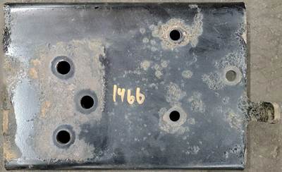 Freightliner Cascadia Bracket