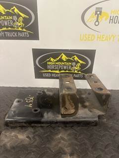 Freightliner Cascadia Bracket