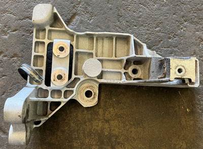 Kenworth T370 Bracket