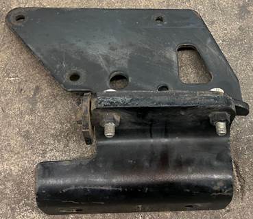 Peterbilt 579 Bracket