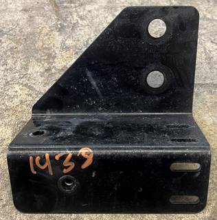Peterbilt 579 Bracket