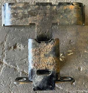 Peterbilt 579 Bracket