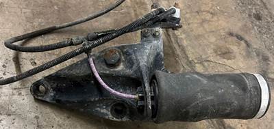 Rear cab / sleeper mount / airbag mount pulled from a PACCAR truck. Part is in