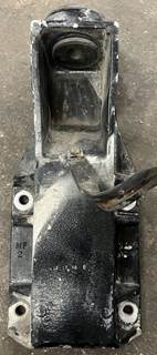 Cab suspension / front cab mount pulled from a Kenworth. Part is in good used