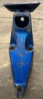 Front cab mount bracket with fender skirt support bracket pulled from a PACCAR