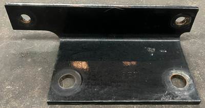 Bracket pulled from a PACCAR truck. Bracket is in good used condition, see
