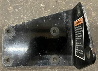 Bracket pulled from a PACCAR truck. Bracket is in good used condition, see