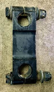 Peterbilt   
Kenworth   
Side  Bar  Spring  Shackle 