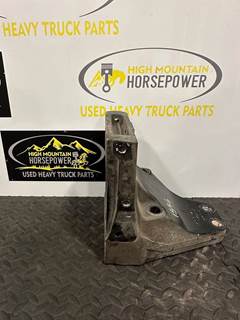 Kenworth T880 Right Cab Mount