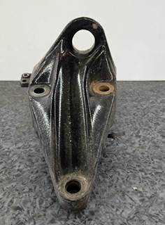 Peterbilt 387 Cab Mount