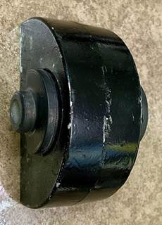 Paccar    
Cab Front Mount     

