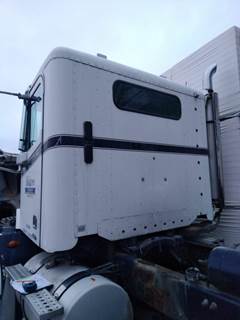 Freightliner Columbia Cab Assembly