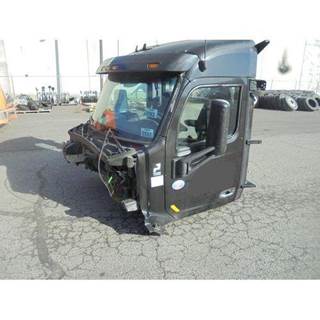 Peterbilt 579 Cab Assembly