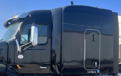 Peterbilt 579 Cab Assembly