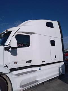Peterbilt 579 Cab Assembly