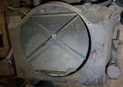 Kenworth Cooling Assembly for a Kenworth T370