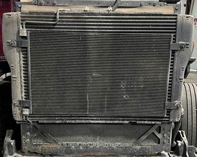 Kenworth T680 Cooling Assembly