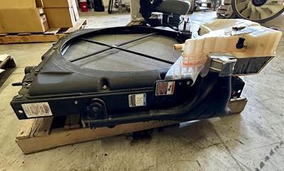 Kenworth T680 Cooling Assembly