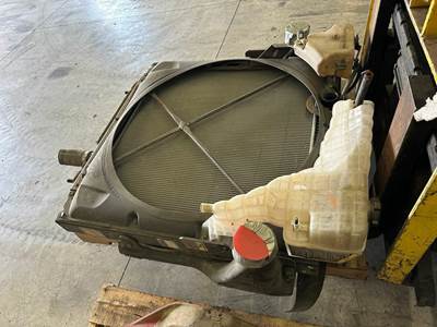 Kenworth T880 Cooling Assembly