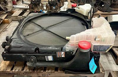 Kenworth T880 Cooling Assembly