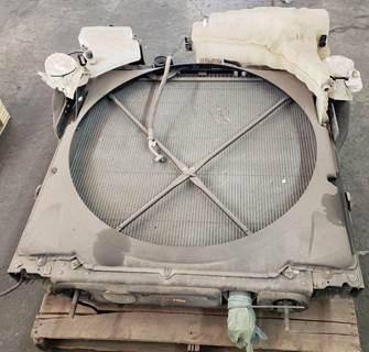 Peterbilt 579 Cooling Assembly