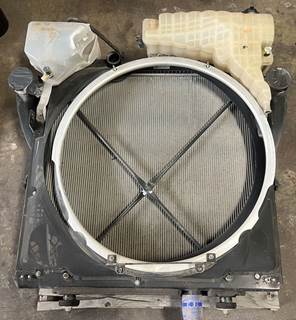 Peterbilt 579 Cooling Assembly