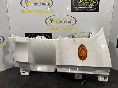 Freightliner Cascadia Right Cowl