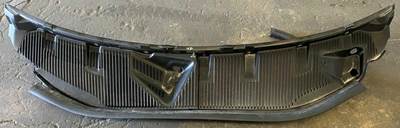 Kenworth T4 SERIES Cowl