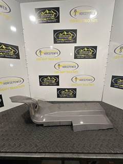 Kenworth T680 Right Cowl