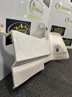 Kenworth T880 Left Cowl