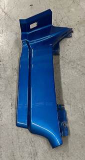 Peterbilt 579 Right Cowl