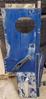 Right side cowl panel with cutout for external air cleaner pulled from an early