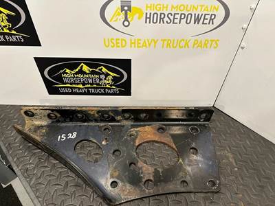 Freightliner Columbia Right Cutoff