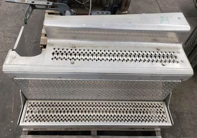 Peterbilt 365 DPF Assembly