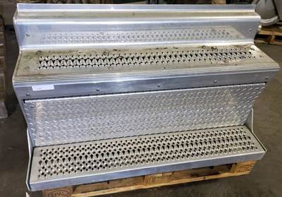 Peterbilt 567 Right DPF Assembly