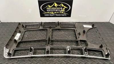Kenworth T680 Dash Panel