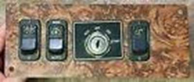 Used Peterbilt Switch and Ignition Panel (No Key) 
Part # 16-07418-1A3KEF1A41 /