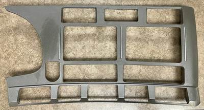 PACCAR 
DASH PANEL TRIM 
S18-1031-0171721
